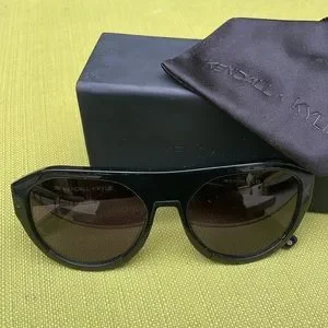 Kendall & Kylie | Accessories | Kendall Kylie Mercy  display picture 1